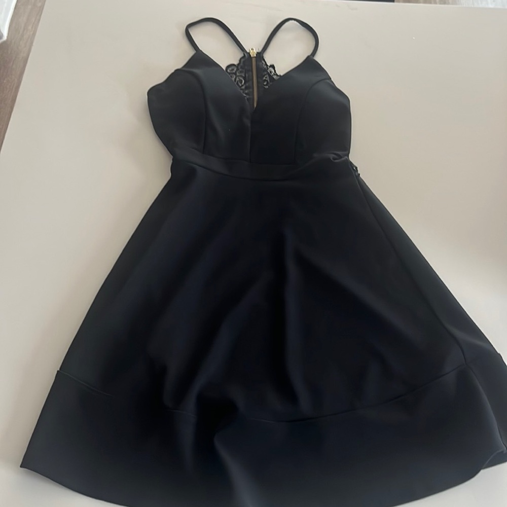 Woman’s Emerald Sundae brand short dress size small